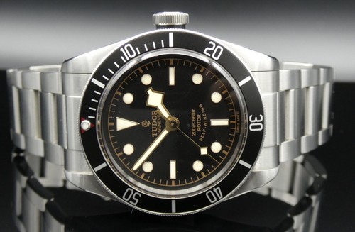Tudor black bay eta - tudor, smiley
