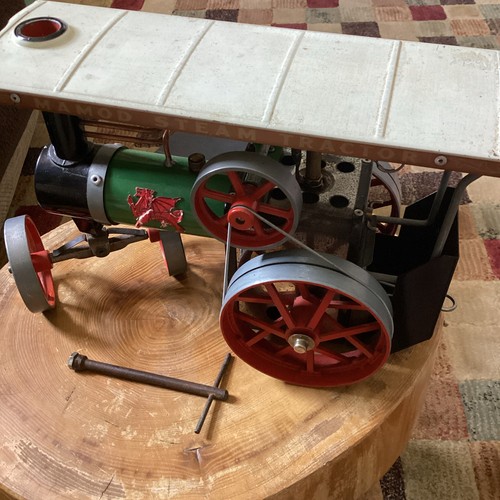 Vintage mamod traction engine - traction,