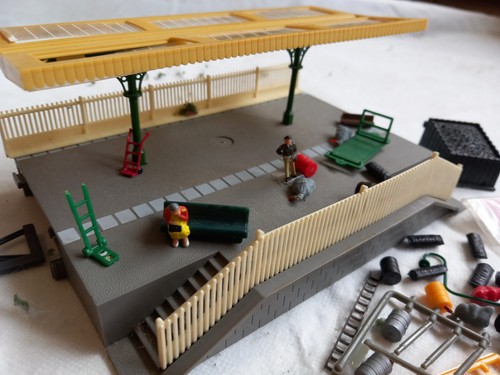 Hornby platform canopy - hornby, &