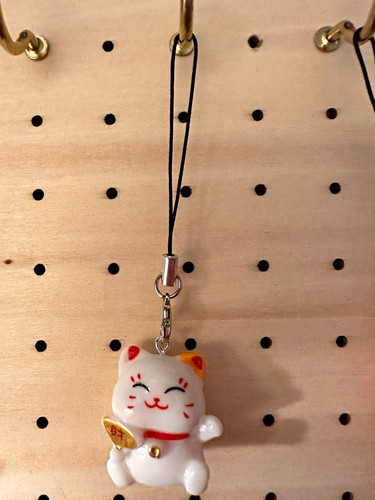 White maneki neko lucky cat - maneki-neko,
