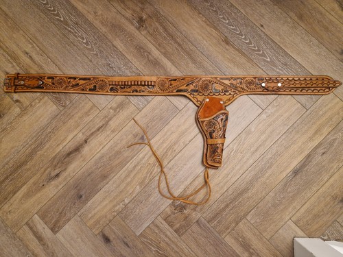 Vintage hand tooled leather - hand,