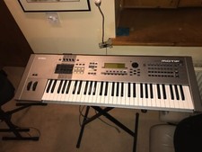 YAMAHA MOTIF6 61-Key Production Synthesizer Electric Piano