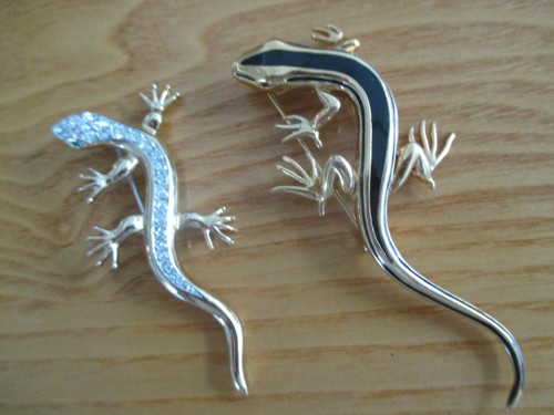 Vintage two large - large, lizard