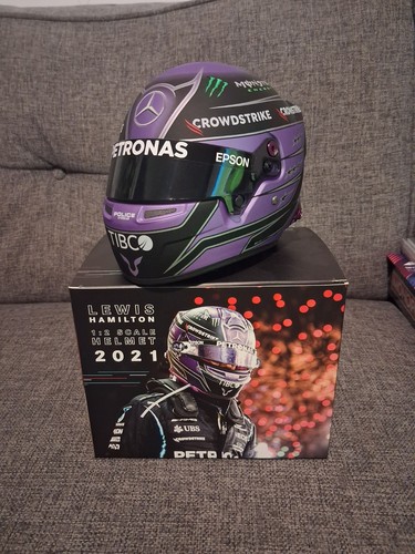 Lewis hamilton scale f1 - lewis,