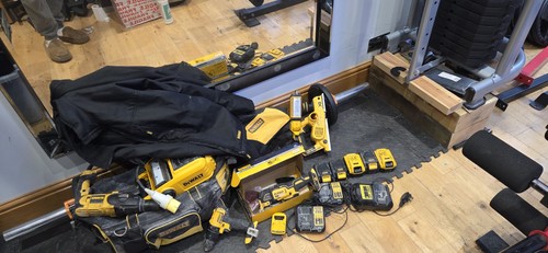 Dewalt power tools - tools, lot