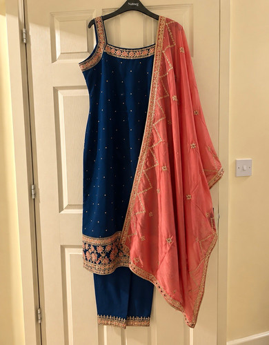 Andaaz asian outfit size - size, 20