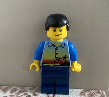 LEGO AIRPORT MAN Minifigure