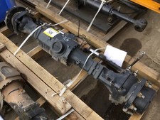 JCB FRONT SPICER DANA 8 STUD AXLE RATIO: 1/19,333 P/N 400/Y1665