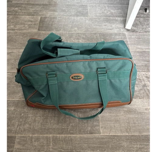 Eastpak green duffle holdall - eastpak,