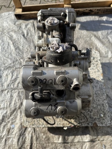 Suzuki 1000 engine - sv,