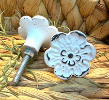 2 Shabby Chic Cottage VTG