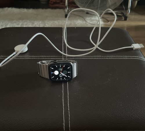 Apple watch series6 aluminium - watch,
