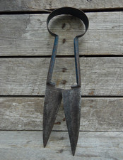 Antique Vintage Cast Steel Sheep Shears Clippers Farm Tool Primitive (R23)
