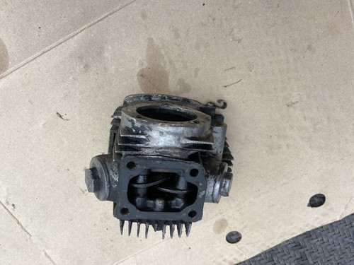 Honda c90e cylinder head - cylinder,