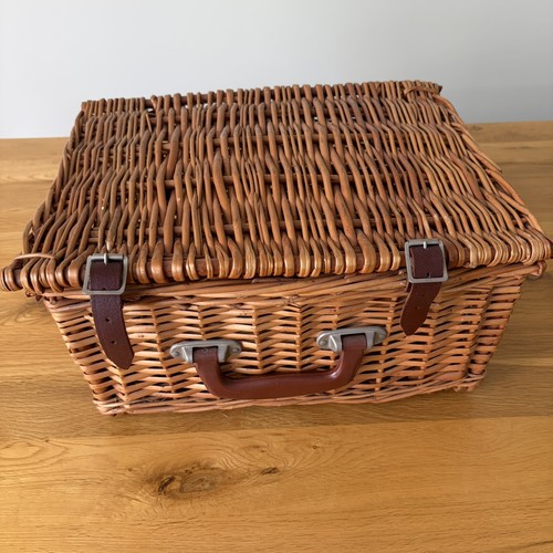 Small wicker hamper basket - wicker,