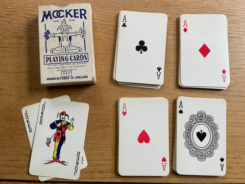 Vintage mocker magic marked - mocker,