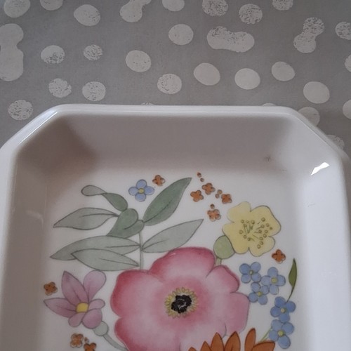 Wedgwood meadow sweet - meadow,