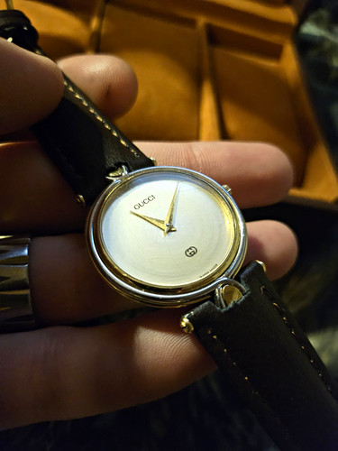 Genuine 18k gucci - 18k, 4500m