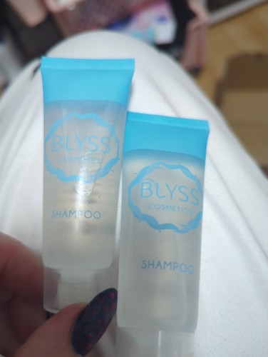 Blyss cosmetics shampoo - shampoo, x2