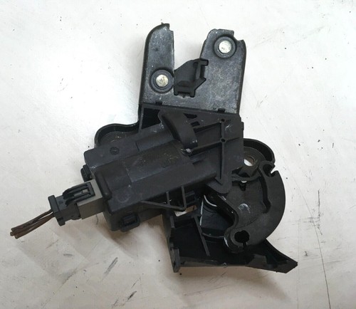 Audi tailgate mechanism - audi, b7