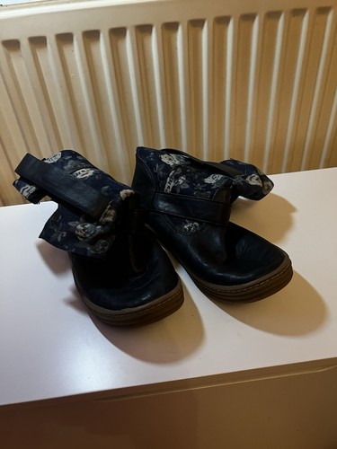 Blowfish navy boots size - blowfish,