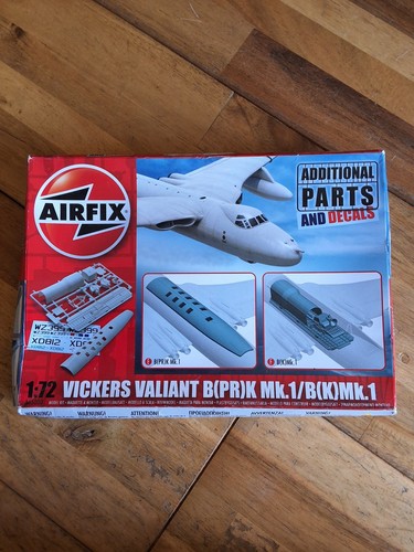 Airfix a65000 vickers valiant - vickers,