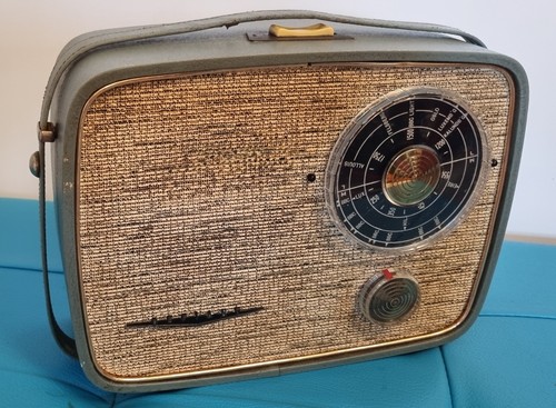 Vintage defiant transistor - defiant,