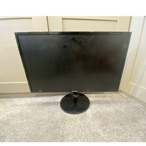 Samsung flat screen - 24,