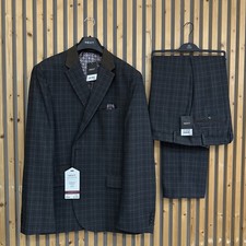 Next Two Pieces Mens Tailored