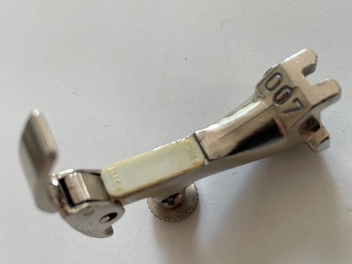 Bernina zipper foot 007 - bernina,