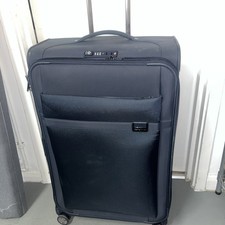 Samsonite Airea 75 cm Upright Luggage Suitcase Black USED