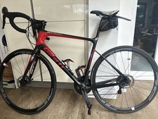 Giant Defy Advanced With Assortment Of Extras. Carbon Frame. Reduced to clear.
