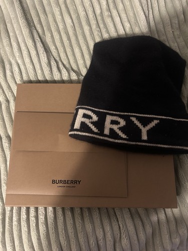 Burberry beanie - burberry,