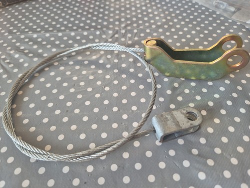 Rear handbrake cable - rear,