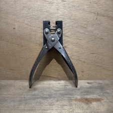 Vintage Maun Industries