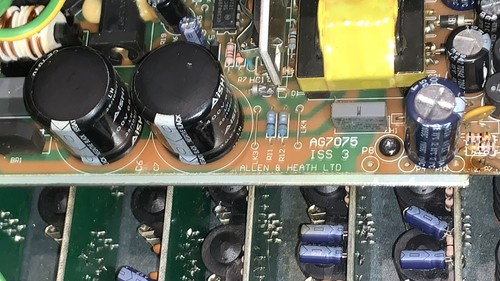 Allen heath zed 16r power - &,