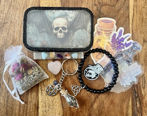 Witch goodie tin - witch, tin/witch