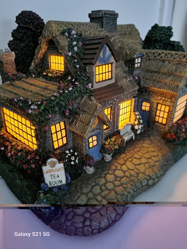 Thomas kinkade hawthorne - thomas,