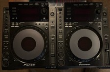 (Pair) Pioneer CDJ 900