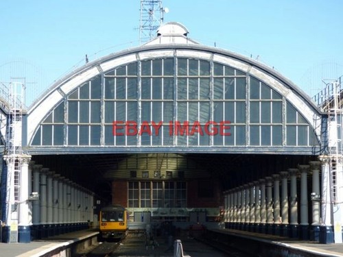 Photo two car northern rail - photo,