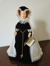 PEGGY NISBET - MARY QUEEN OF SCOTS (P209) 