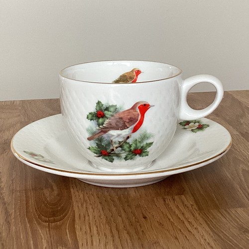 Royal doulton arena robin - doulton,