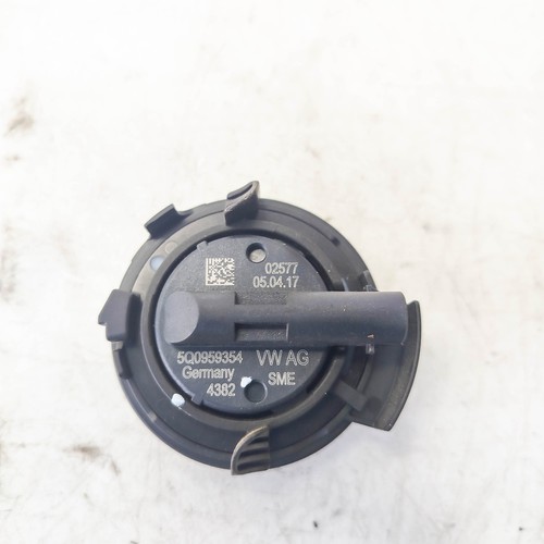 Audi 4 petrol czea - 8v, 1.4