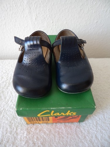 Vintage retro 1980s - retro, clarks