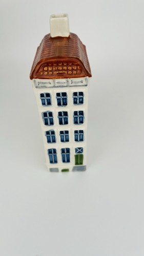 Amsterdam canal house