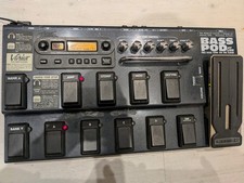 Line 6 Bass Pod XT Live Bass Effects Pedal