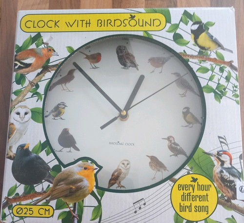 Clock with birdsound silent - with,
