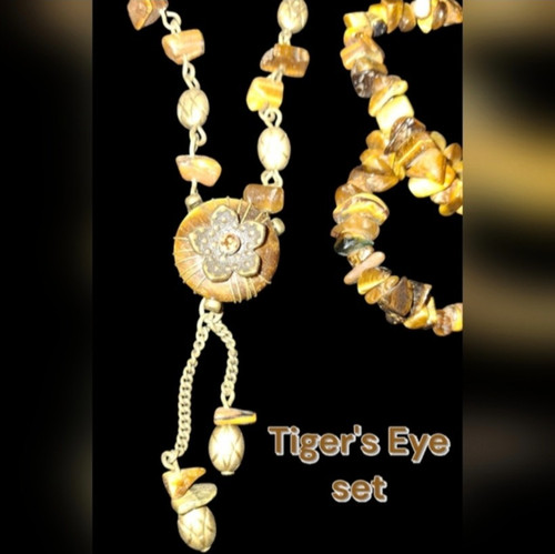 Avon tiger eye pendant - avon, tiger's