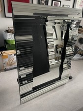 Large Hair Salon Mirror . Waved Effect 