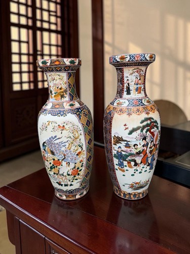 Pair large oriental - pair, of